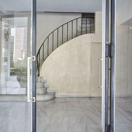 Chic One Bd Apartment With Hilton View 雅典 外观 照片